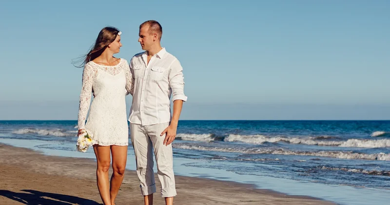 "Couples only" vs "family-friendly": the distinction that ruins trips
